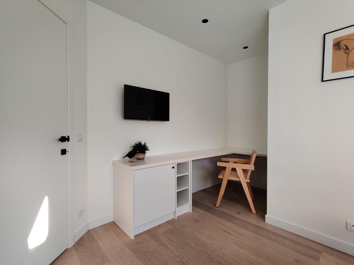 Beautiful 3-Bedroom - 3-Bathroom Appartment Pendula Брюгге Экстерьер фото